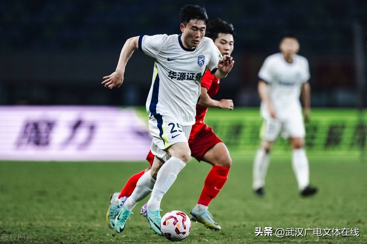 武汉三镇资金危机!多名主力离队 武汉三镇资金危机!多名主力离队