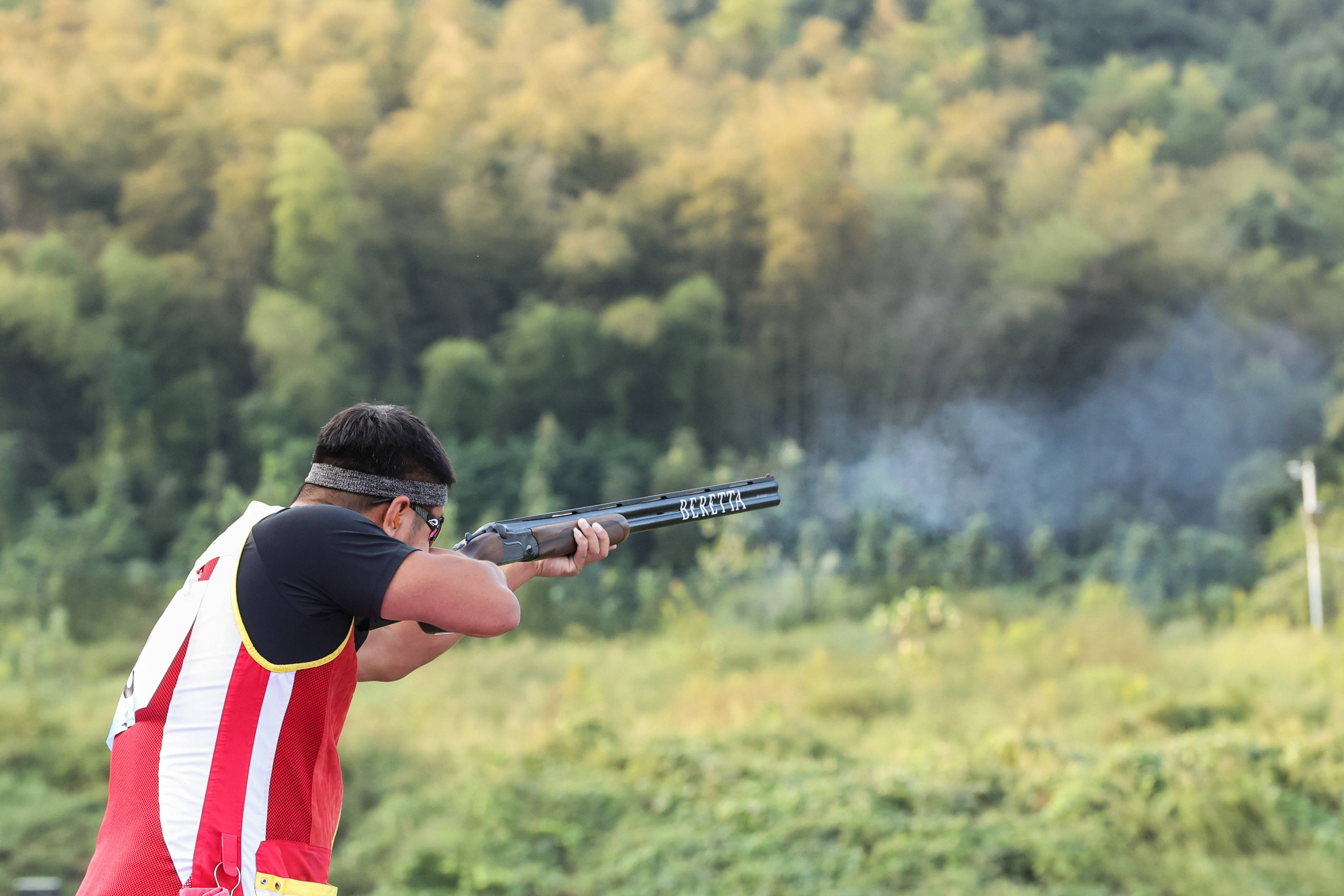 惊奇：盲人选手打破射击纪录 