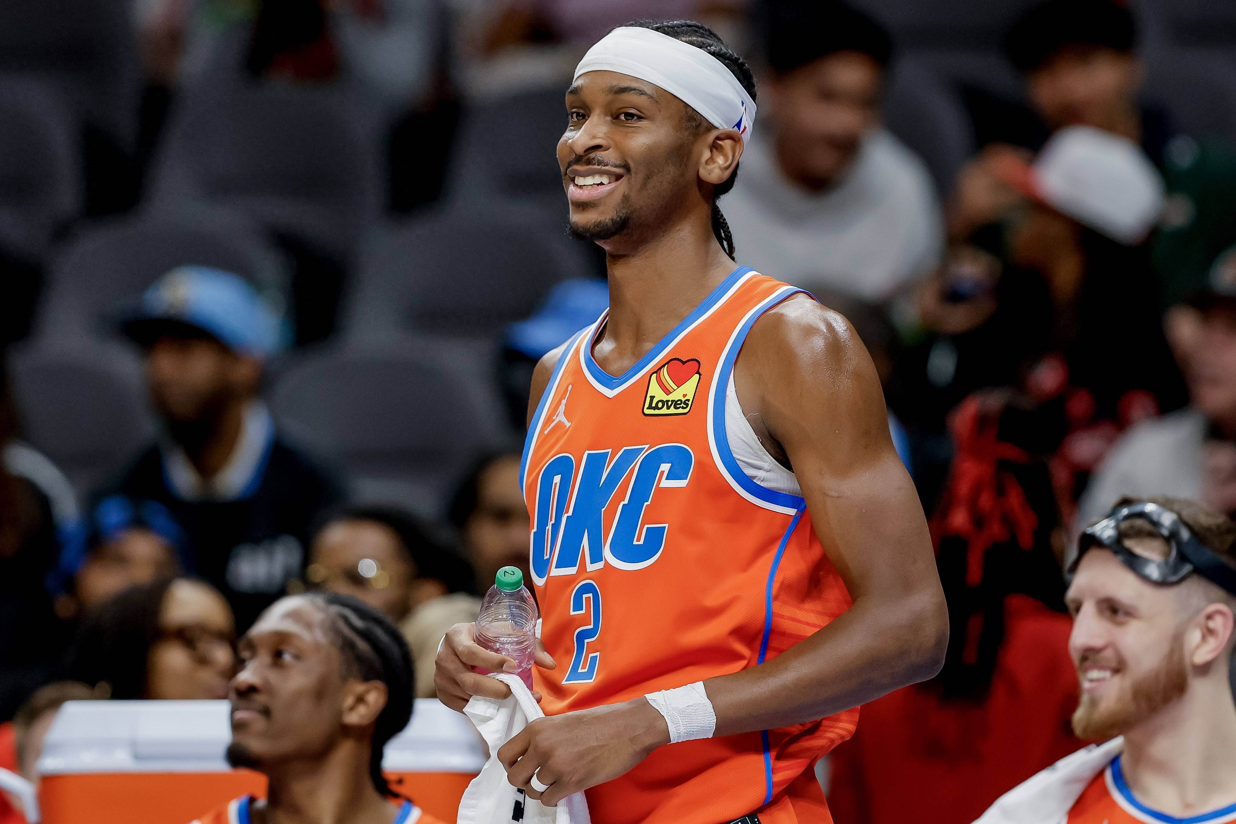 最年轻达到10000分的球星 最年轻达到10000分的球星